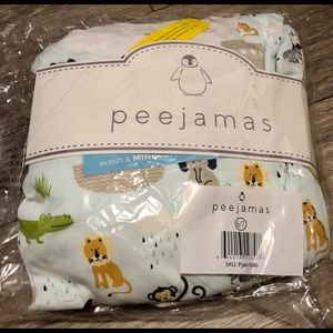 Peejamas! Animal print, size 6/7 NIB
